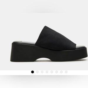 Steve Madden Slinky 30 Black Platform Slide Sandals 7.5 made in Italy